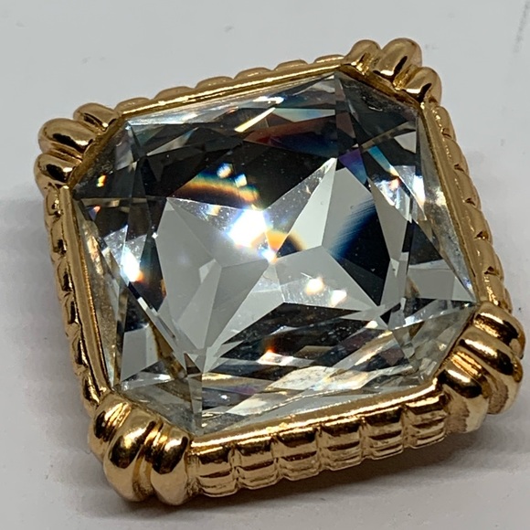 Vintage Christian Dior Crystal Gold tone Clip on Earrings - Picture 5 of 9